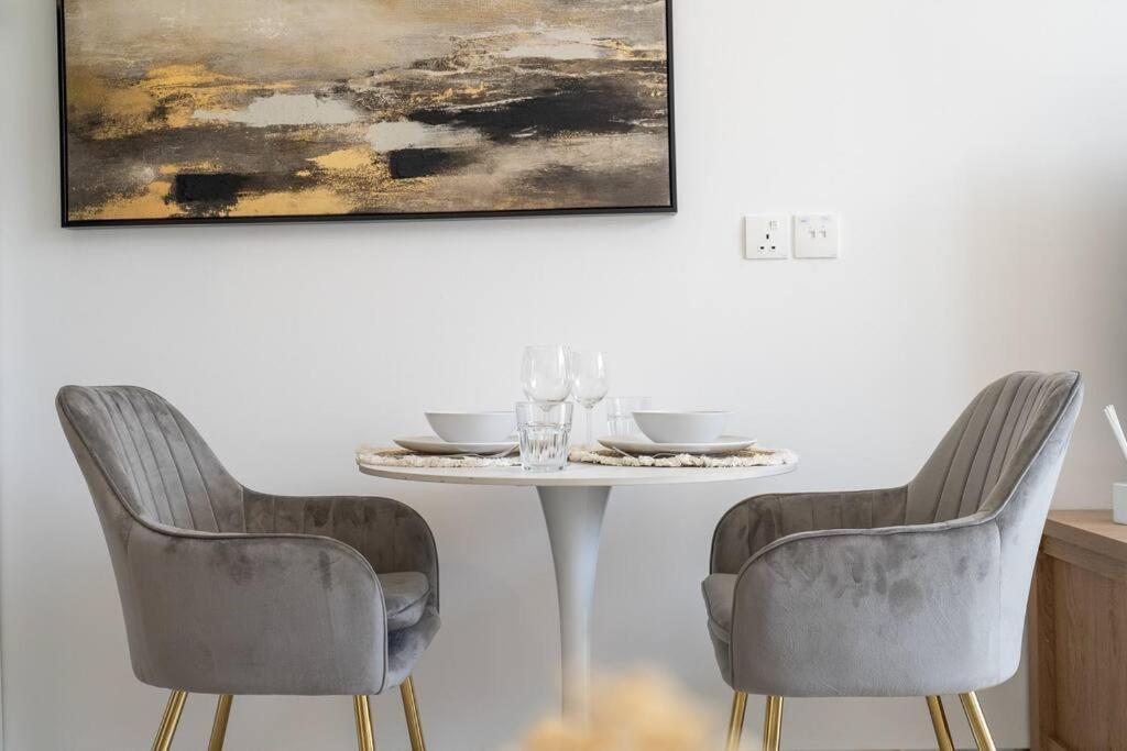 Apartment Sleek & Stylish In Jvc Dubai
